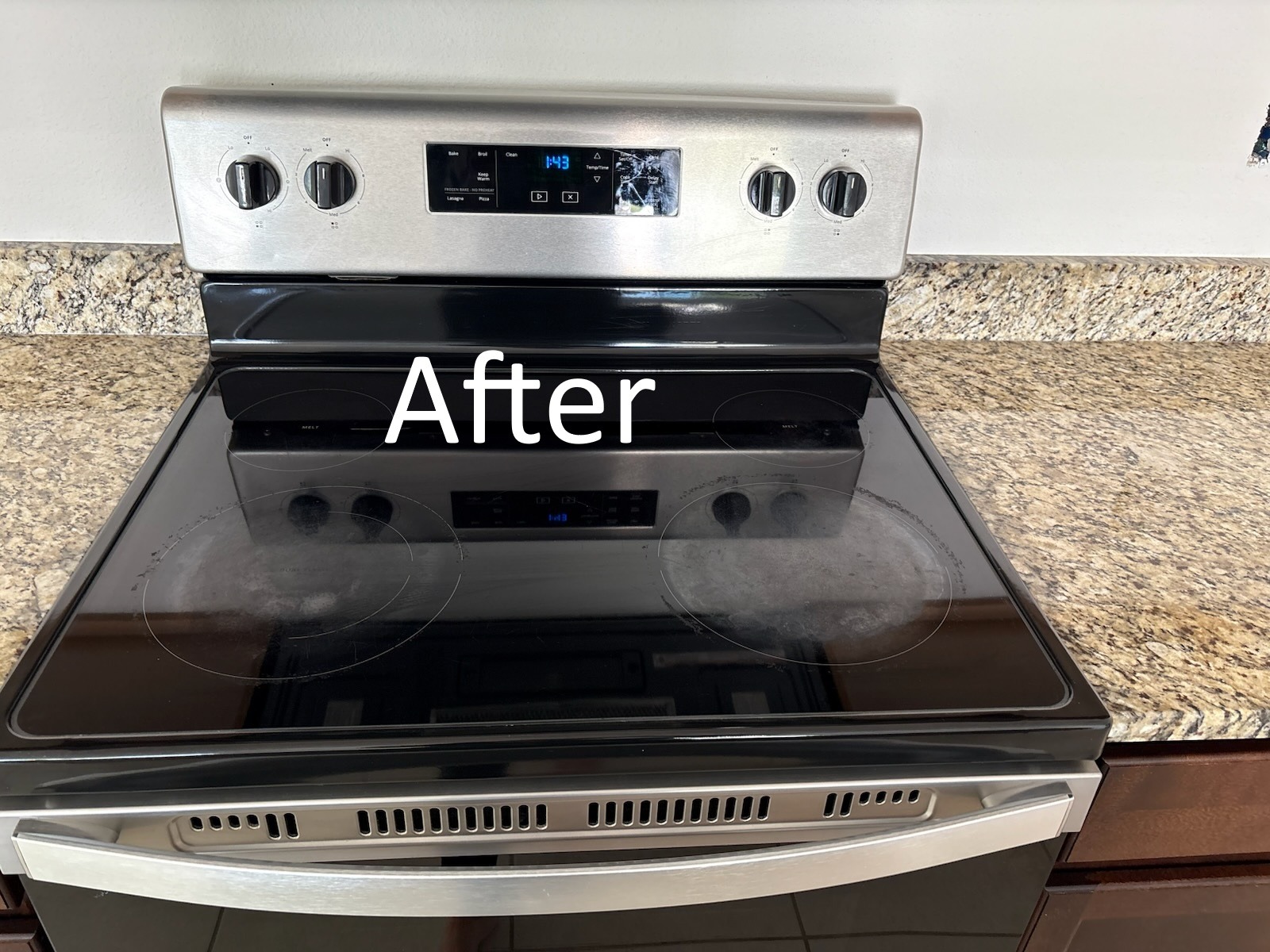 Cleaned and degreased stovetop after professional move out cleaning in Wesley Chapel FL